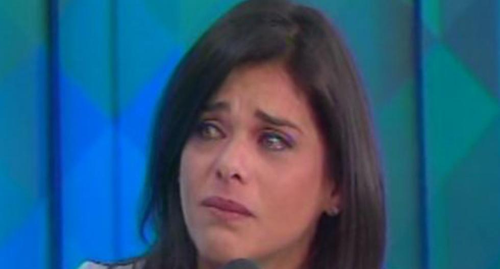 Giovanna Valcárcel se quiebra en el programa \"Espectáculos\". (Foto: Captura Latina)