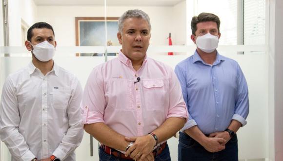 El presidente Iván Duque (C) junto con el ministro del Interior, Daniel Palacios (izq.)  y el ministro de Defensa, Diego Molano, en Cúcuta, Colombia. (Foto: EFE / EPA / Cesar Carrión / Presidencia de Colombia).