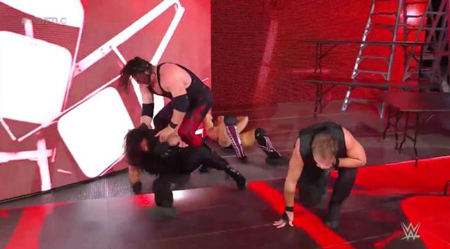 WWE TLC 2017: Kurt Angle & The Shield (Dean Ambrose & Seth Rollins) vs. The Miz, Braun Strowman, Kane, Cesaro & Sheamus