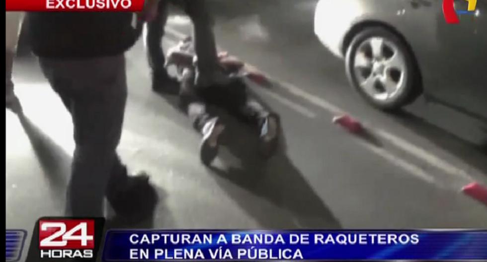 Esta banda asaltaba con pasamontañas y pistolas en las calles de Breña. (Foto: Captura de Canal 5)