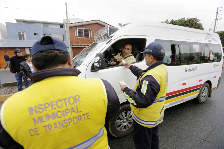 Sancionan a vehículos informales en operación conjunta [FOTOS] - 5