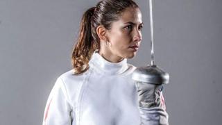 María Luisa Doig consiguió la medalla de plata en esgrima en los Juegos Bolivarianos Valledupar 2022