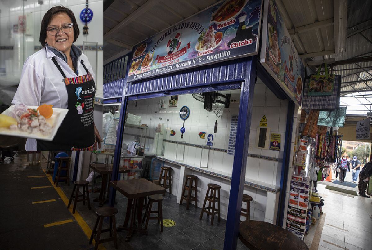 En Surquillo, Gladys Zavala se retira la mascarilla para mostrar la sonrisa y su cebiche de pura lisa. (Foto: César Campos)