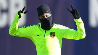 Show del 'ninja' Neymar y charla 'secreta' entre Messi y Suárez