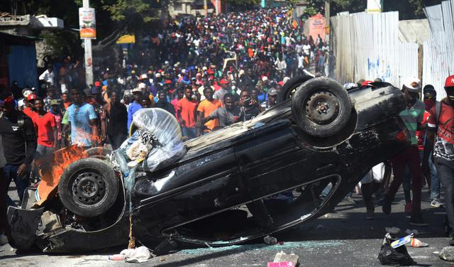 Haití, el país más pobre de América y que vive actualmente una grave crisis económica, nuevamente es escenario de violentas protestas que esta vez buscan la salida del poder del presidente Jovenel Moise. (AFP).