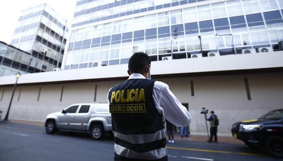 El allanamiento se realiza en simultáneo en la sede de once entidades públicas entre ellas el MEF, gobiernos regionales y municipios | Foto: César Grados / @photo.gec