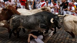 España: El primer encierro de las populares fiestas de San Fermín dejó tres heridos