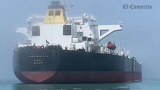 El Comercio llegó al buque en altamar donde se produjo el derrame de petróleo | VIDEO