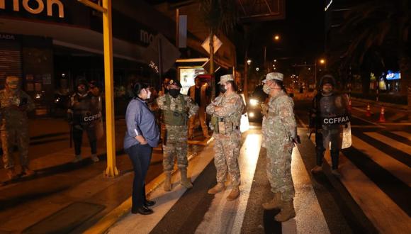 Desde el lunes 1 de marzo rige un nuevo horario de toque de queda para Lima, Callao y el resto de regiones y provincias con nivel de riesgo extremo por COVID-19 | Foto: GEC