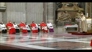 El papa Francisco deja su huella con la investidura de 13 nuevos cardenales