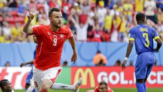 Suiza venció 2-1 a Ecuador en los minutos finales del partido