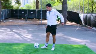 Luis Suárez y su magistral control de un balón desde 35 metros