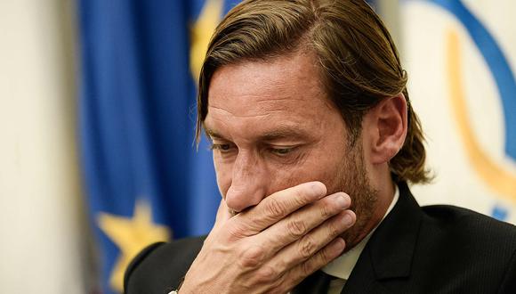 Francesco Totti deja la Roma, donde estuvo trabajando como directivo. (Foto: AFP)