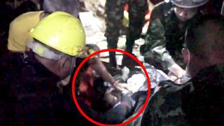 Video muestra a niños sedados y en camillas siendo sacados de la cueva de Tailandia