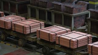 Precio del cobre lidera alzas de metales industriales por esperanzas sobre demanda china