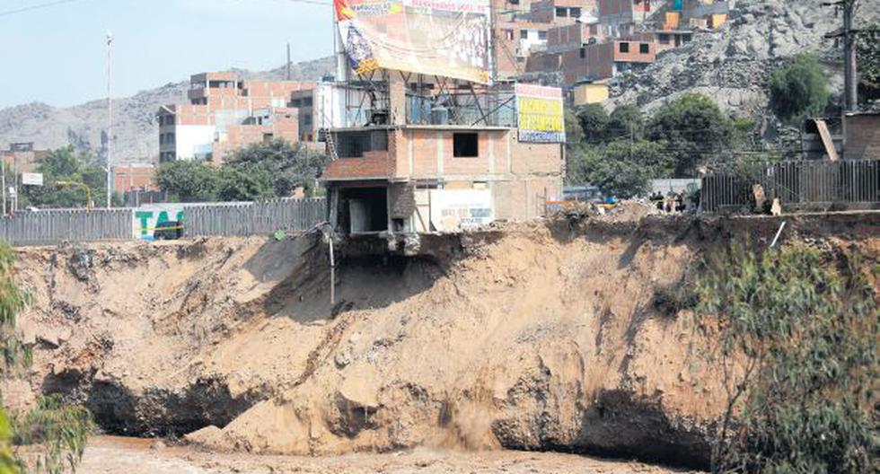 Unas 10 casas de Campoy a punto de caer al río Rímac | LIMA | EL COMERCIO  PERÚ