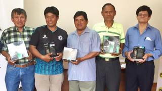 El Ñuro: donan equipos a pescadores para denunciar ilegalidades
