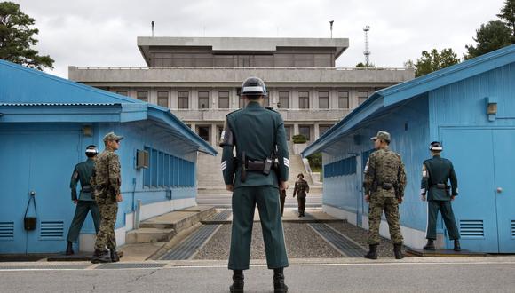 La frontera desmilitarizada DMZ que divide a Corea del Norte de Corea del Sur. (AFP PHOTO / POOL / JACQUELYN MARTIN).