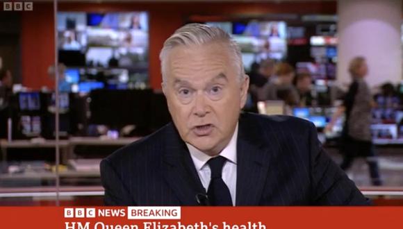 Huw Edwards ante la noticia de la muerte de la Reina Isabel II.