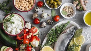 ¿Qué es realmente la dieta mediterránea y qué beneficios tiene para la salud?