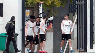 No tienen descanso: jugadores del Valencia con coronavirus siguen entrenando