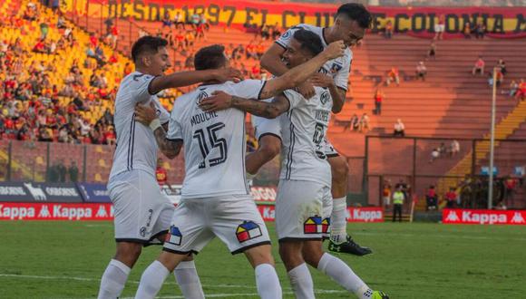 Colo Colo derrotó por 3-1 en su visita a Unión Española por la Liga de Chile. El mencionado encuentro se dio por la fecha inaugural en el estadio Santa Laura -Universidad SEK en Santiago (Foto: Daneila Quiróz)