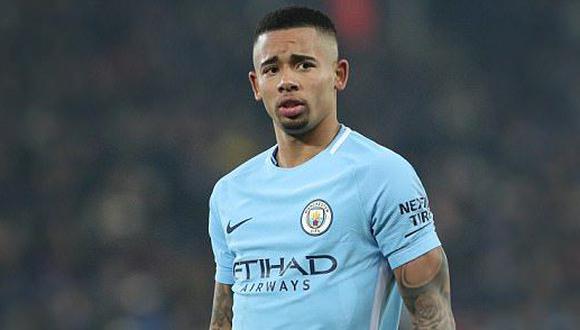 Gabriel Jesus explicó que sufre daños en los ligamentos, pero que no necesitará ninguna clase de intervención quirúrgica para mejorar la zona afectada. (Foto: AP)