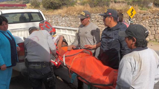 El turista de nacionalidad francesa Xavier Mantovani Francois, de 53 años, fue rescatado esta tarde luego de permanecer tres días perdido en el Valle del Colca, en Arequipa (Foto: PNP)