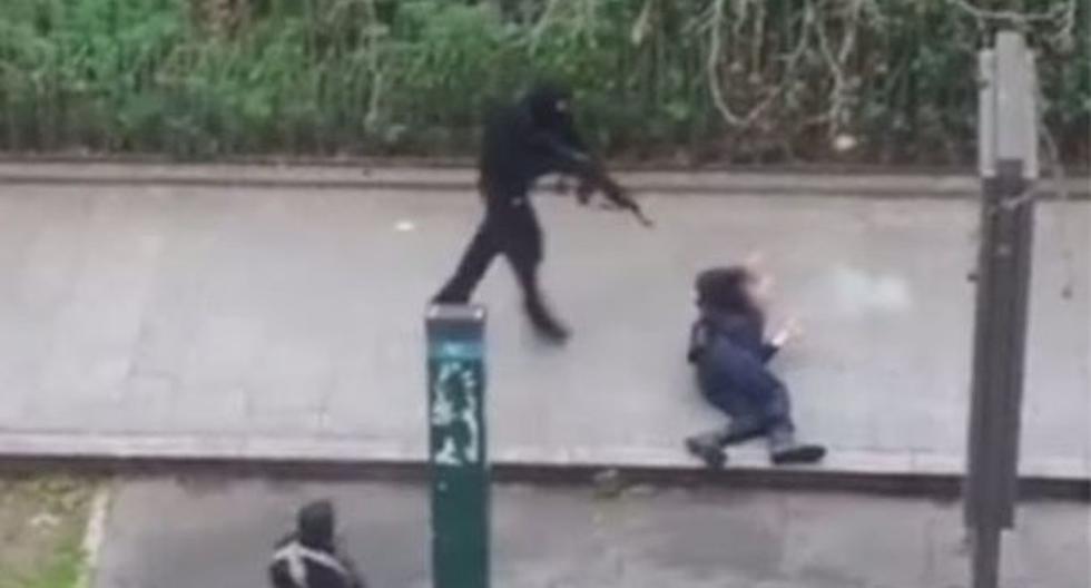 Videoaficionado grabó asesinato de policía musulmás tras matanza en Charlie Hebdo. (Foto: YouTube)