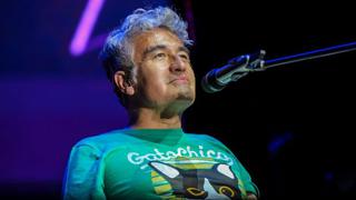 Jorge González lanza álbum y anuncia película tras retiro