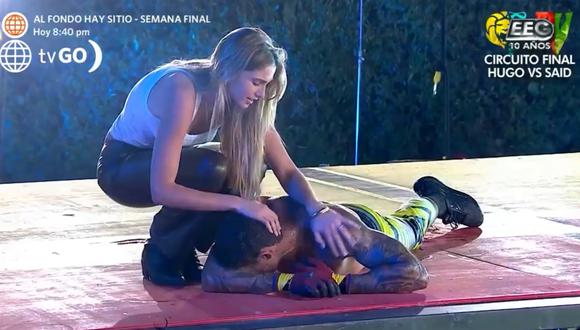 Alessia Rovegno consoló a su pareja Hugo García tras ganar competencia de "Esto es Guerra". (Foto: captura América Televisión)