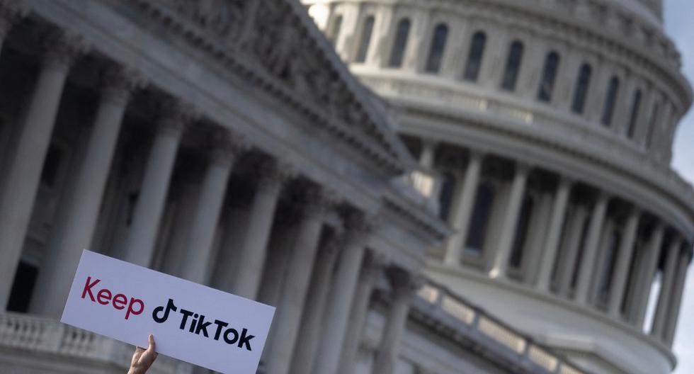 TikTok enfrenta tiempos decisivos mientras los parlamentarios estadounidenses deciden si aprueban o no un proyecto de ley que vetaría a la plataforma de todo su territorio.