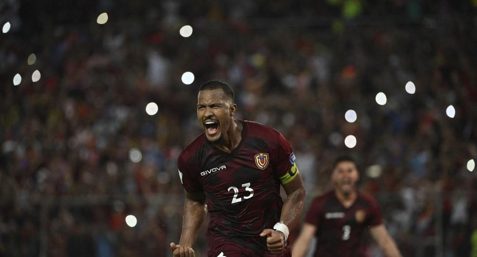 Venezuela's forward Salomon Rondon celebrates scoring his team's first goal during the 2026 FIFA World Cup South American qualifiers football match between Venezuela and Paraguay, at the Monumental stadium in Maturin, Venezuela, on September 12, 2023. (Photo by Yuri CORTEZ / AFP)