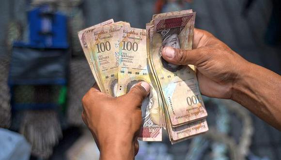 El dólar en Venezuela se cotizó en la jornada previa a 3,714.41 bolívares soberanos. (Foto: Reuters)<br>