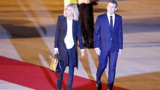 G20: La insólita falla protocolar en la recepción a Macron a su llegada a Argentina