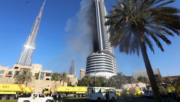 Dubái investiga las causas del incendio en hotel de lujo