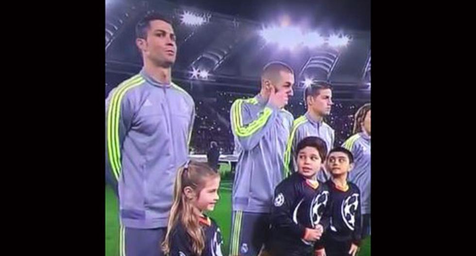 Cristiano Ronaldo tuvo gesto con niña previo al Real Madrid vs Roma por la Champions League. (Video: YouTube)