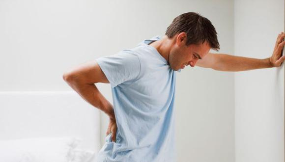 El 70% de las poblaciones en países industrializados sufre de problemas de espalda, según la Organización Mundial de la Salud (OMS). (Foto: iStock)