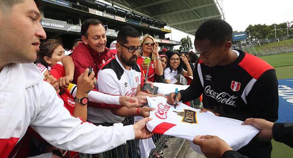 La Selección Peruana cumplió su segundo día de entrenamiento en Auckland y fue aclamada por los hinchas. (Foto: FPF | Video: Movistar)