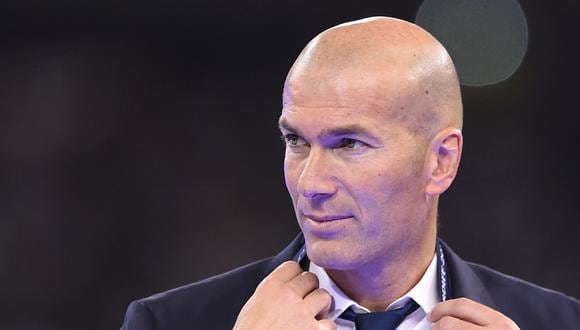 Durante el entretiempo, Zinedine Zidane brindó una charla motivadora a todos sus dirigidos en el Real Madrid. Esas palabras sirvieron para que salieran del camerino convencidos de ganar. (Foto: AFP)