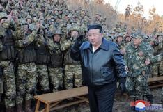 Kim Jong-un insta a “intensificar” ejercicios militares coincidiendo con maniobras aliadas