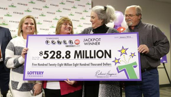 La pareja de Tennessee que ganó en histórica lotería PowerBall