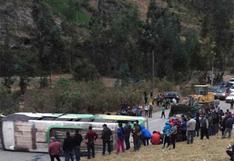 Perú: ómnibus vuelca en distrito de Áncash y deja unos 22 heridos