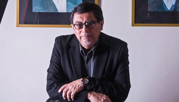 Carlos Fernández Loayza, conductor y productor del programa de radio cultural “Meridiano”, falleció el jueves 21 de julio. (Foto: Radio Facebook)