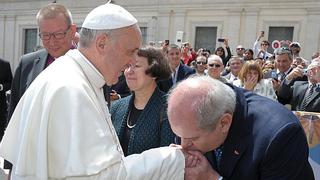 Ministro de Defensa fue recibido por el Papa Francisco en Roma