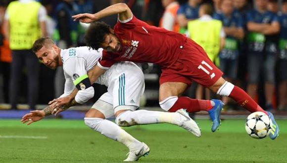 Los principales medios del país de origen de Mohamed Salah arremetieron contra Sergio Ramos, que lesionó en una jugada polémica a la estrella africana. ¿Fue accidental o intencional? (Foto: AP)