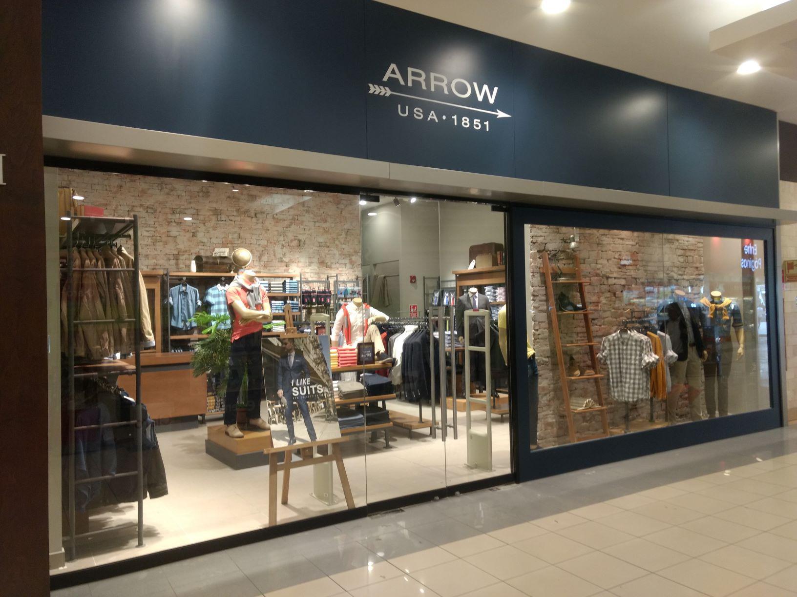 ARROW, marca estadounidense de moda masculina, abre nueva  tienda en el C.C. Plaza Norte, a fin de ampliar su cobertura y crecer en esta plaza en un 38% para el 2019. Además, reforzará su propuesta de producto “Smart casual” y renovará sus tiendas.