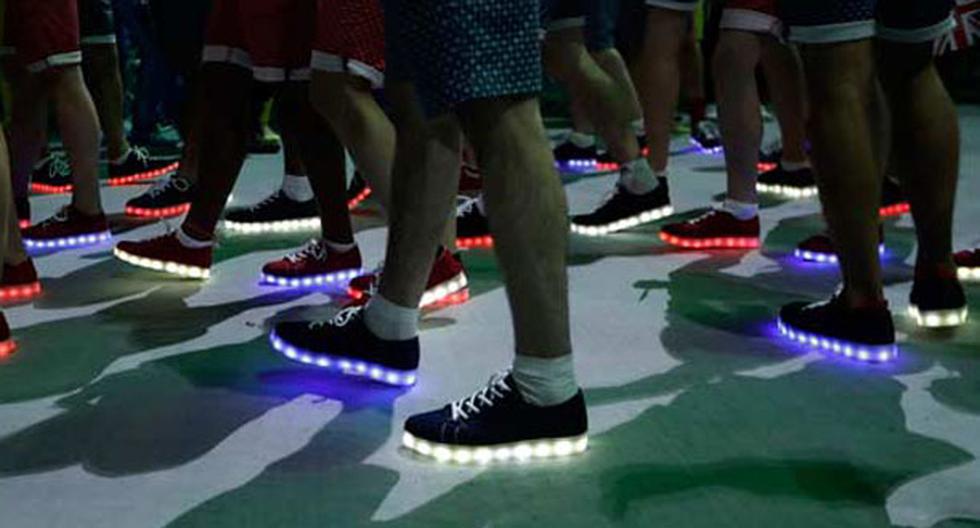 Británicos lucieron zapatillas con leds en Río 2016 | Foto: Captura