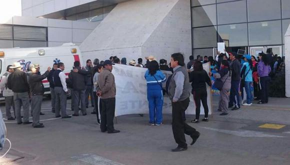 Arequipa: maestros en huelga ingresaron al aeropuerto Rodríguez Ballón (Foto: Andina)