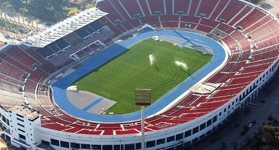 La Selección Peruana no hizo reconocimiento del campo del Estadio Nacional de Chile | Foto: La Tercera